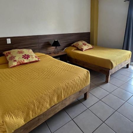 Hotel Quinta Luna ซากัตลัน ภายนอก รูปภาพ